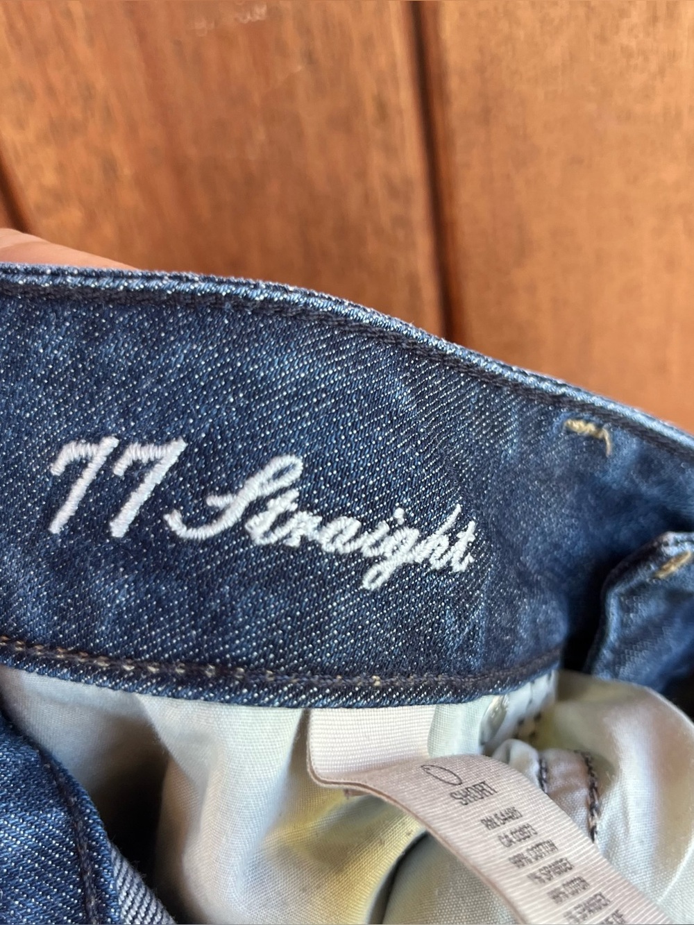 Women’s American Eagle Jeans - Picture 8 of 9